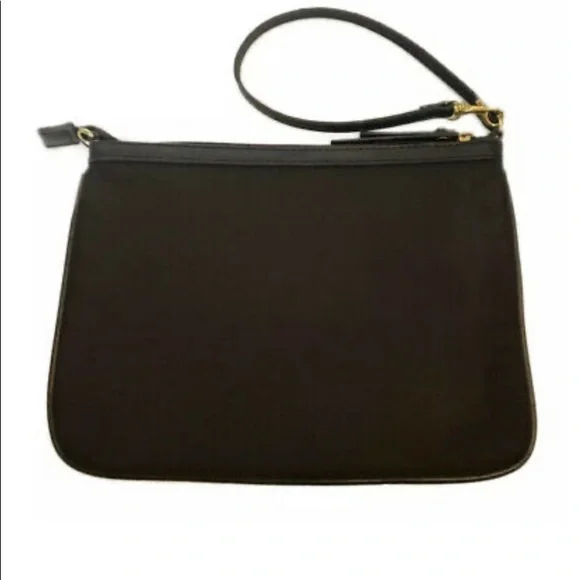 Tutilo New York black nylon wristlet lap top bag size 12/9 Guc - Picture 8 of 13